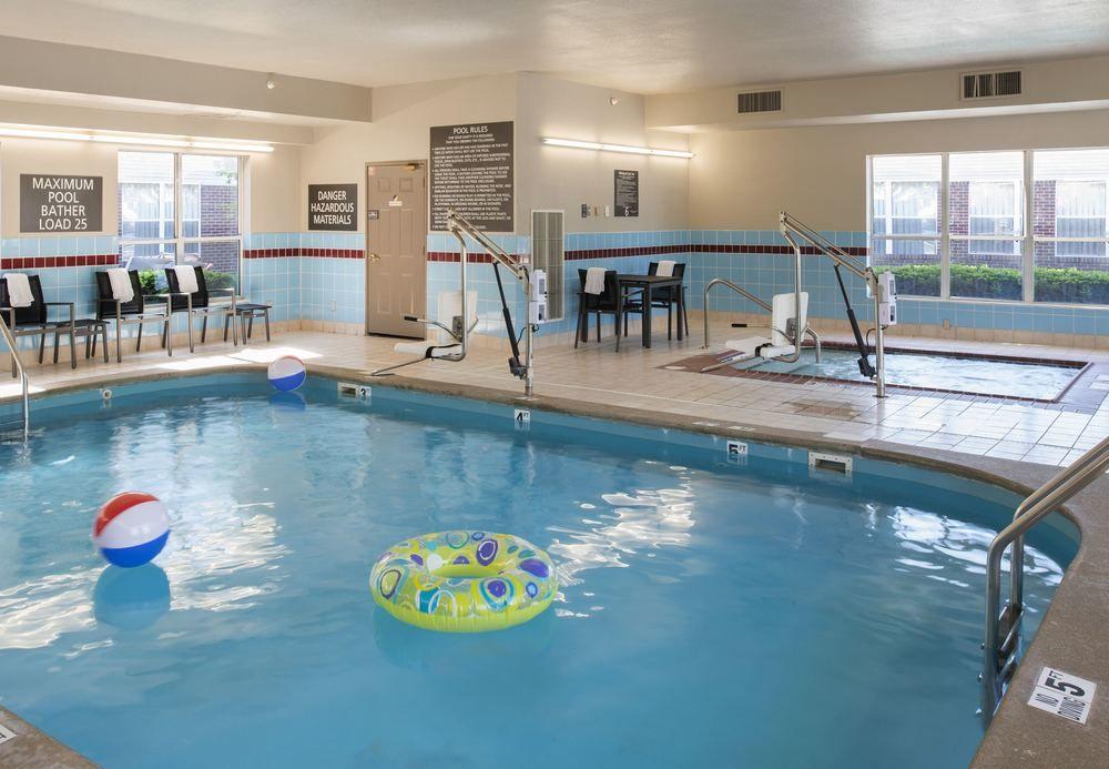 Residence Inn Indianapolis Airport Экстерьер фото
