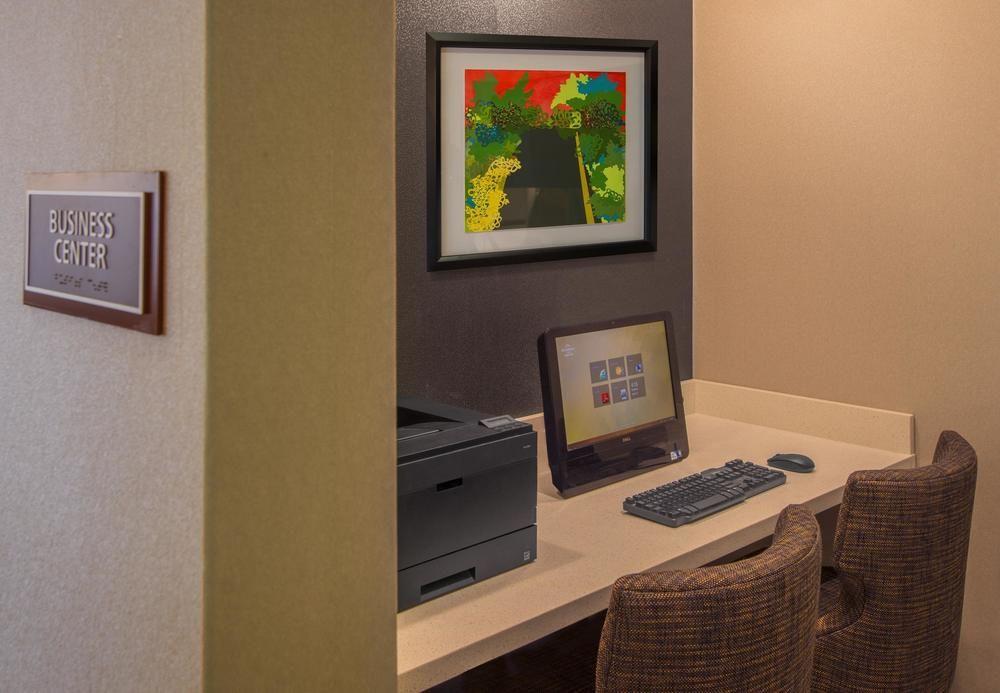 Residence Inn Indianapolis Airport Экстерьер фото