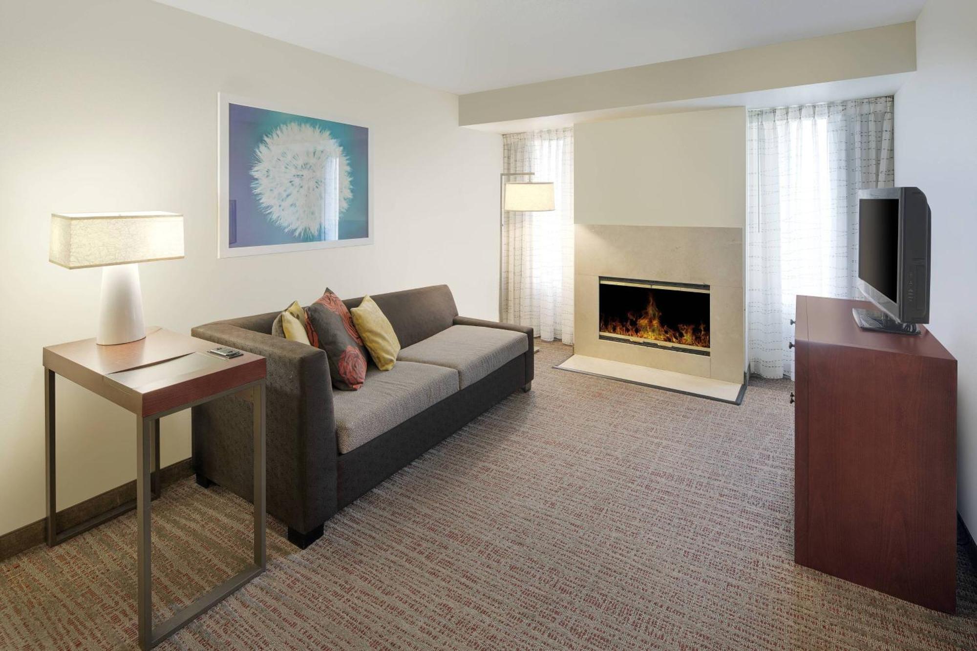 Residence Inn Indianapolis Airport Экстерьер фото