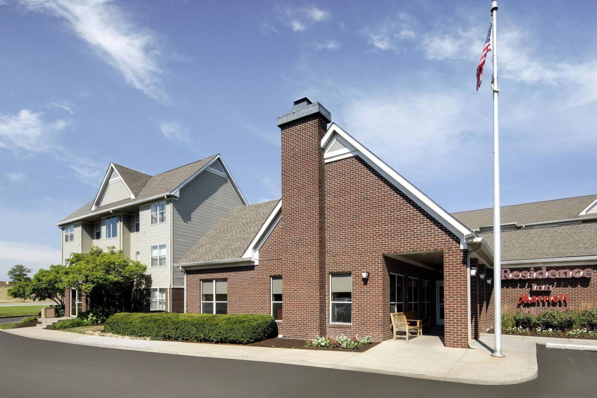 Residence Inn Indianapolis Airport Экстерьер фото