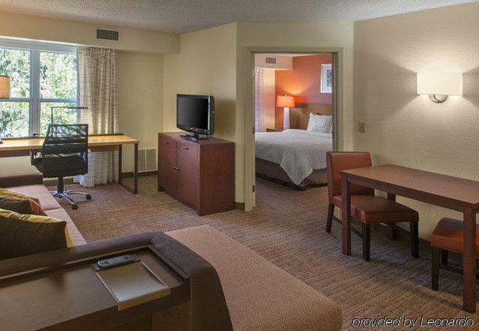 Residence Inn Indianapolis Airport Экстерьер фото