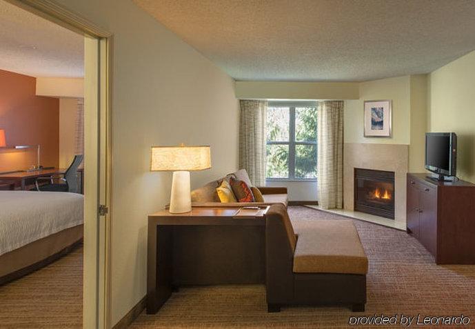 Residence Inn Indianapolis Airport Экстерьер фото