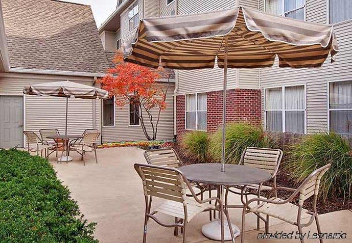 Residence Inn Indianapolis Airport Экстерьер фото
