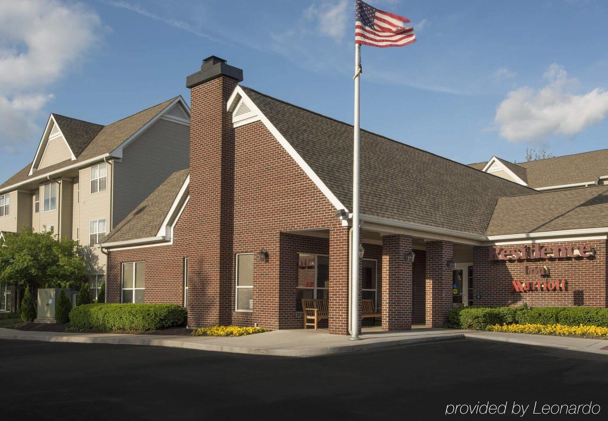 Residence Inn Indianapolis Airport Экстерьер фото