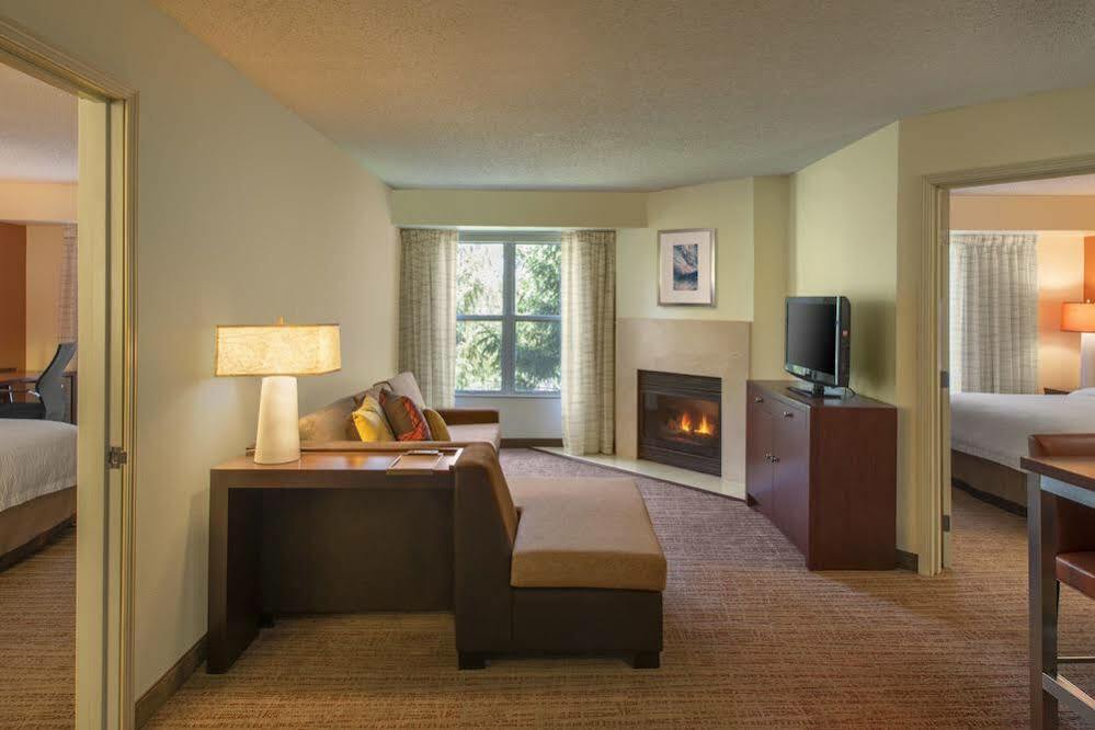 Residence Inn Indianapolis Airport Экстерьер фото
